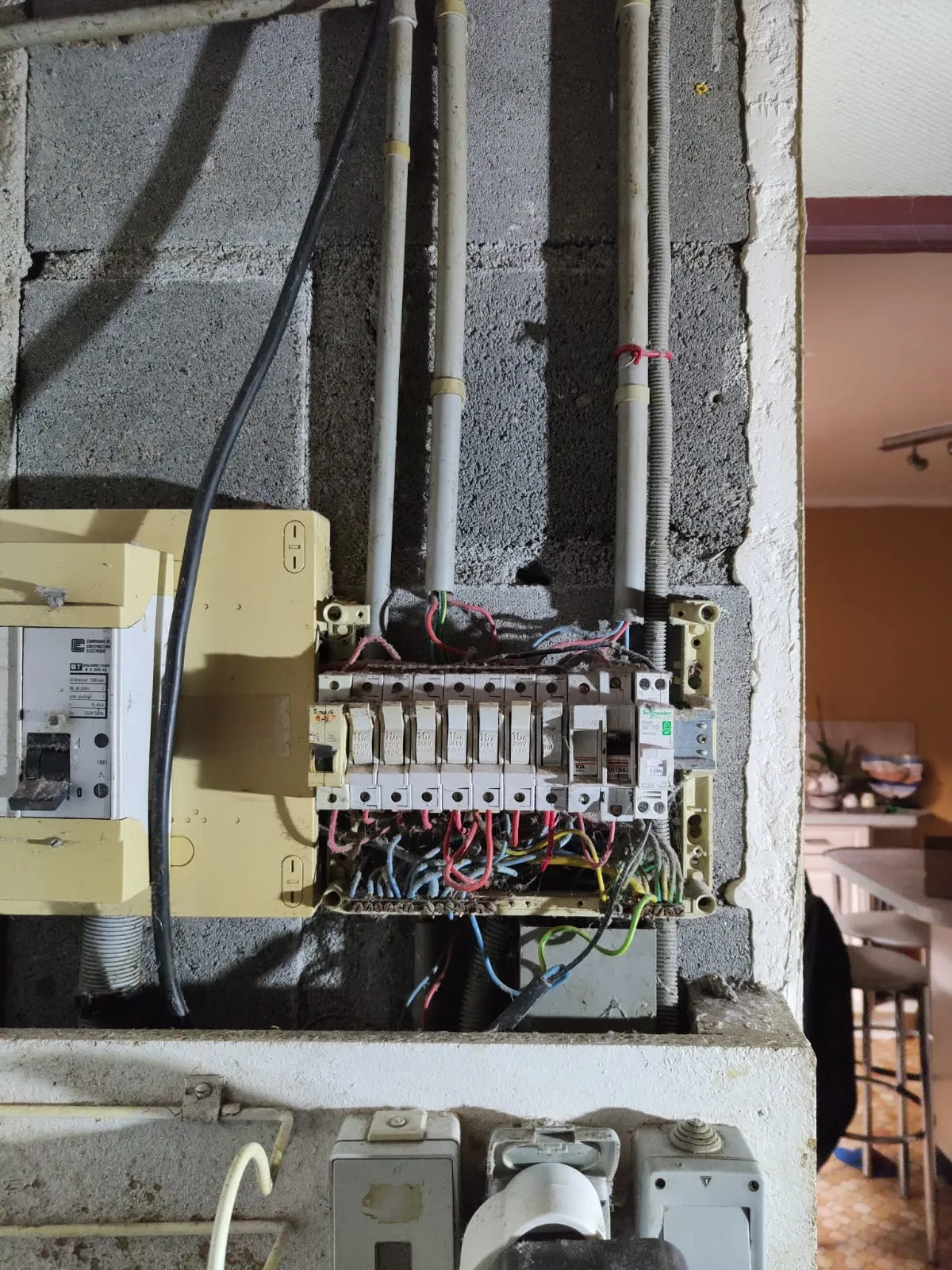 Tableau électrique installé par CK TRAVAUX