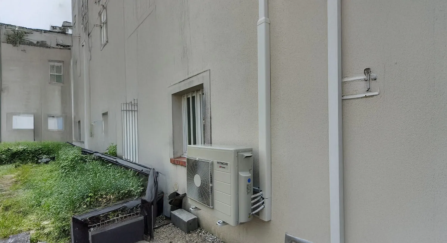 Unité extérieure pompe à chaleur CK TRAVAUX Orléans